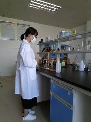 ʵ������������